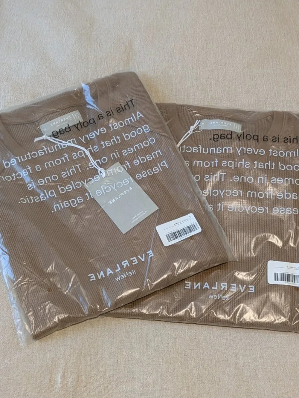 👕 Everlane Waffle Weave Thermal Tee Bundle - 2 NWT - Size XXL - Walnut - Picture 2 of 5